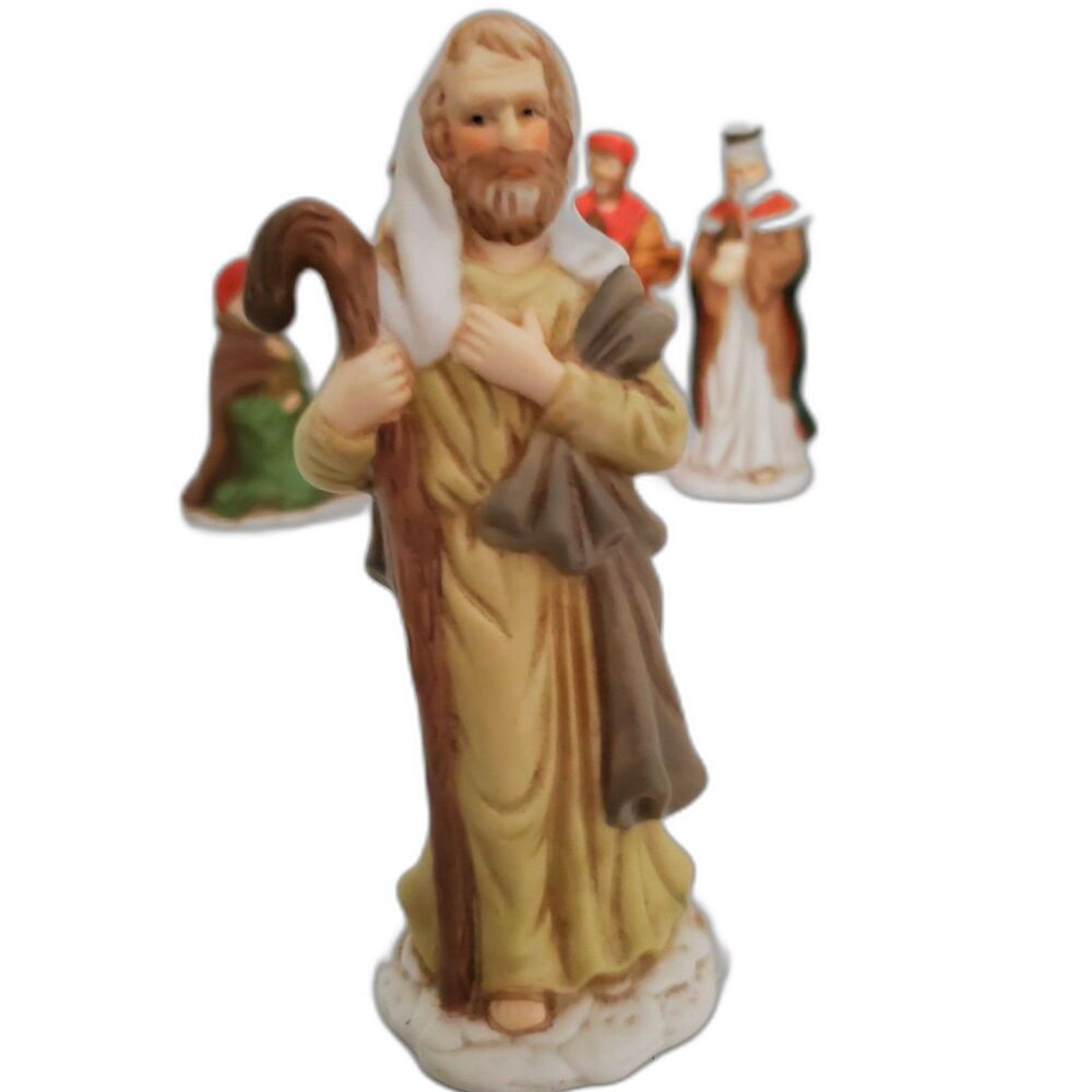 10 Piece Porcelain Navity Set ~Vintage~ Holiday Time - Picture 5 of 9